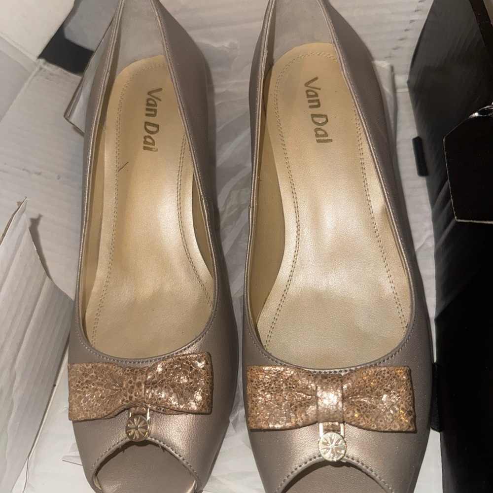 Van Dal Women's Peep Toe Heels - Taupe Glitter Bow 2" Heel